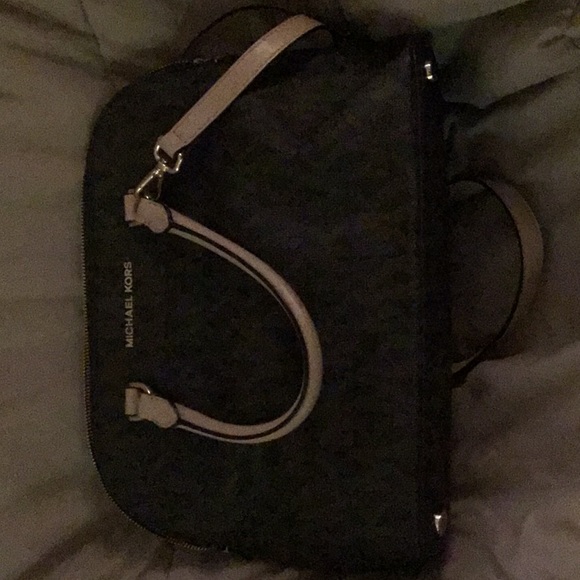 Michael Kors handbag - Picture 1 of 5